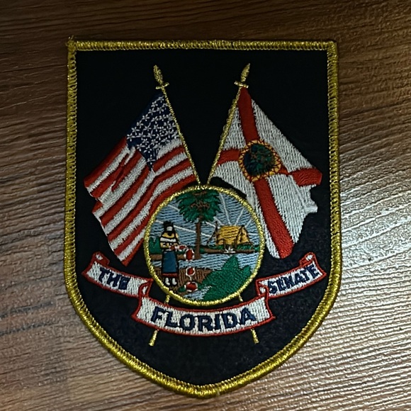 Florida Senate Patch - Picture 1 of 3